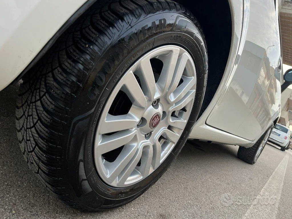 Fiat Punto 2017 photo 5