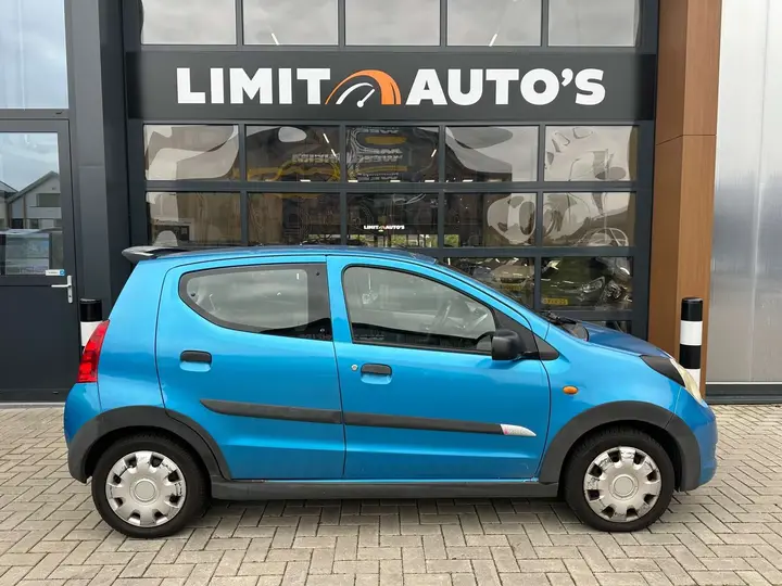 Suzuki Alto 2010 photo 5