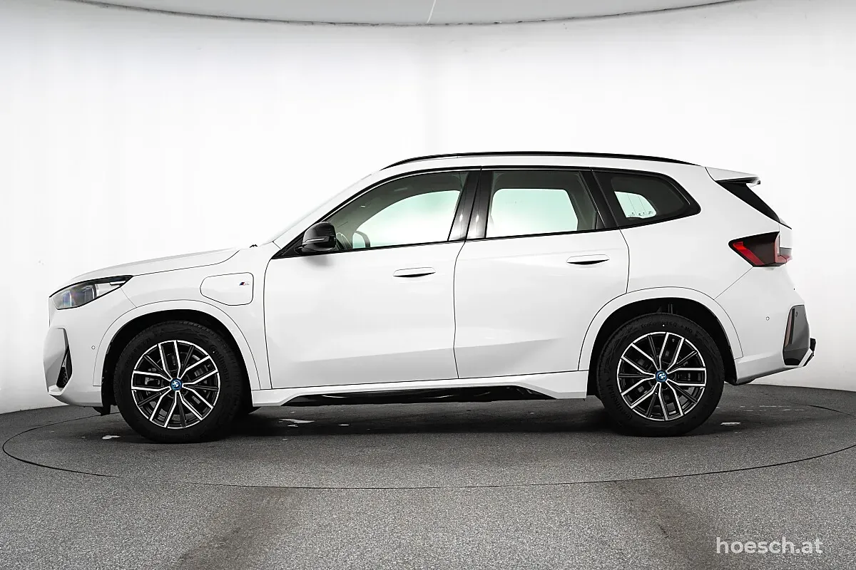 BMW X1 2023 photo 3