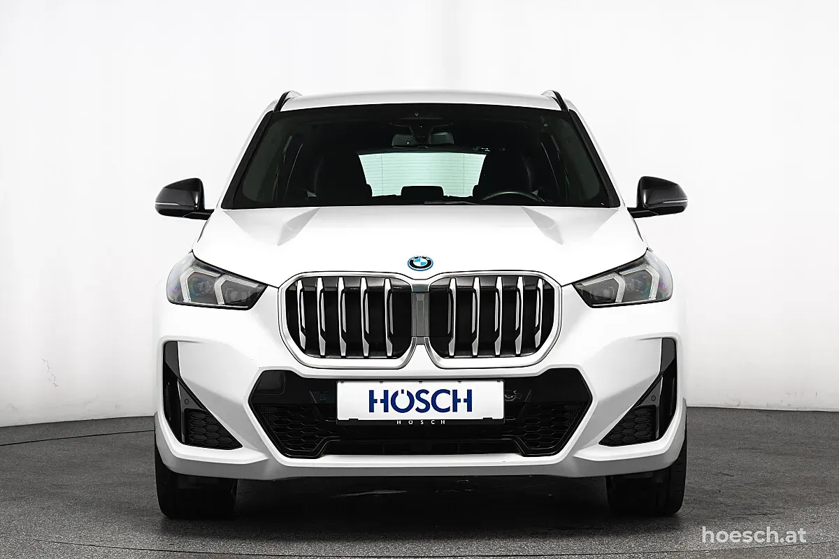 BMW X1 2023 photo 2