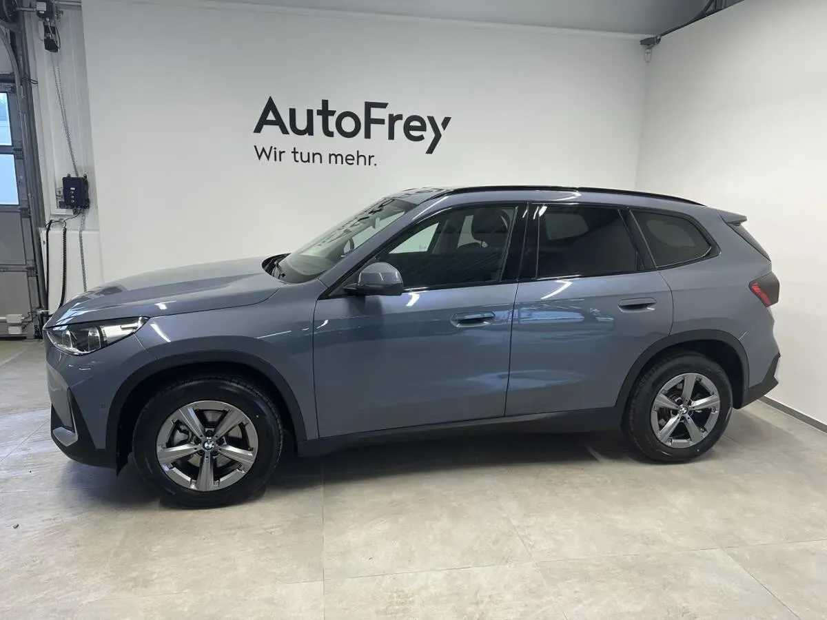BMW X1 2025 photo 2