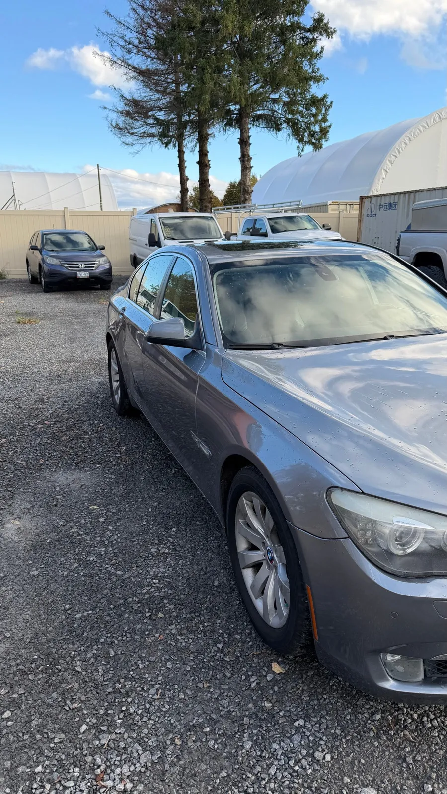 BMW 7 Series 2011 photo 3