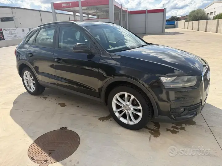 Audi Q3 2013 photo 2