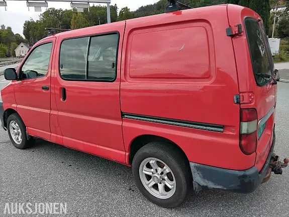 Toyota Hiace 2009 photo 5