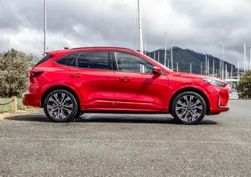 Ford Escape 2025 photo 3