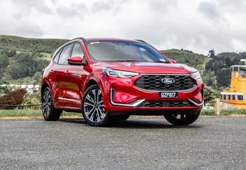 Ford Escape 2025 photo 2