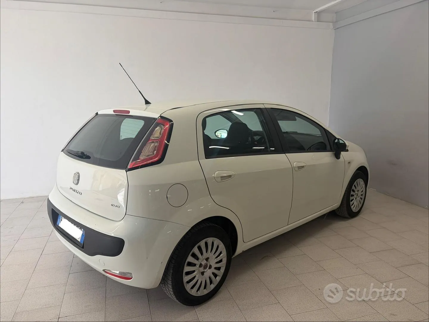 Fiat Punto Evo 2010 photo 4