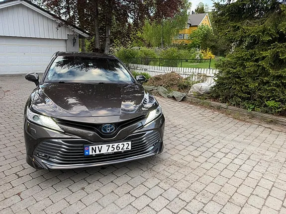 Toyota Camry 2019 photo 3