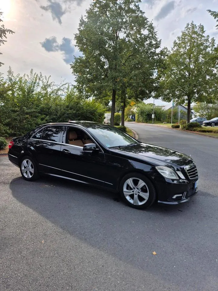 Mercedes-Benz W212