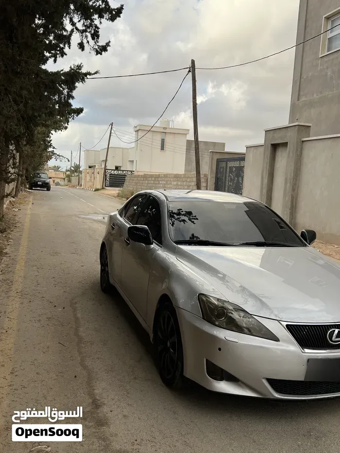 Lexus Is 250 2008 photo 3