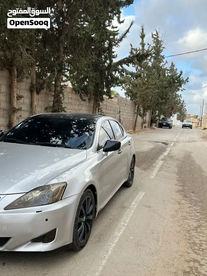 Lexus Is 250 2008 photo 2