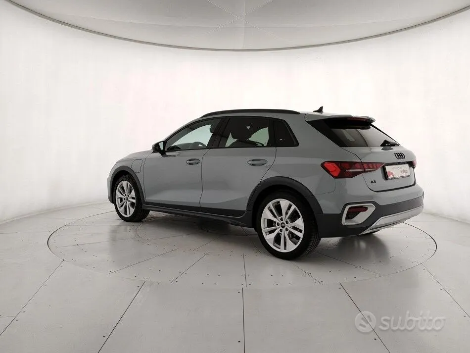 Audi A3 2025 photo 4