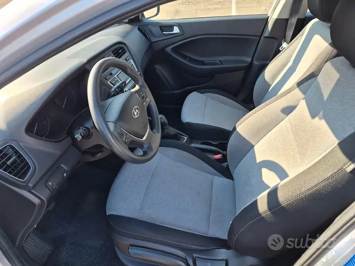 Hyundai I20 2016 photo 5