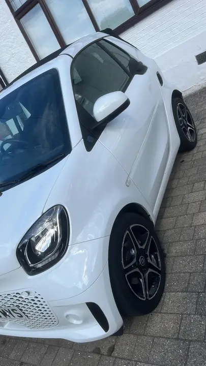 Smart Fortwo 2022 photo 4