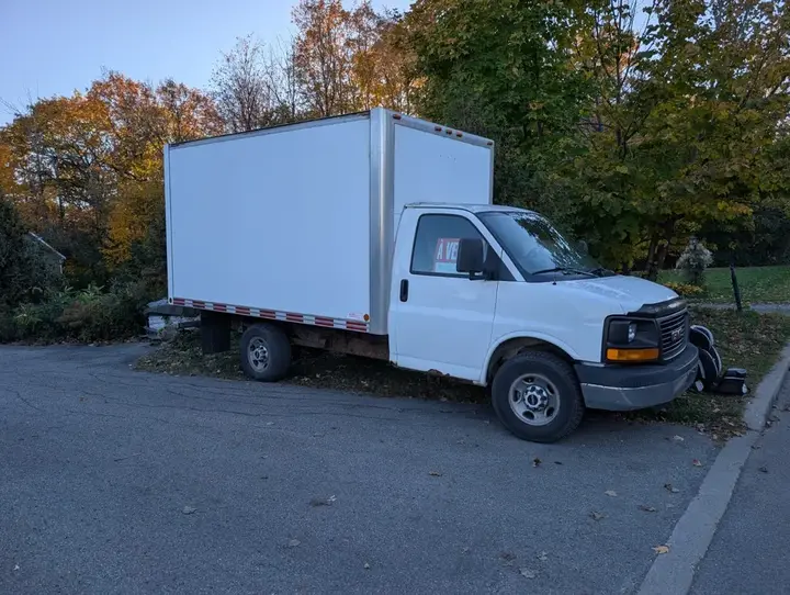 GMC Savana