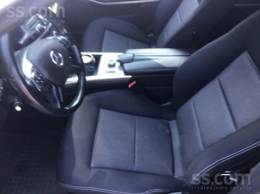 Mercedes-Benz E250 2016 photo 4