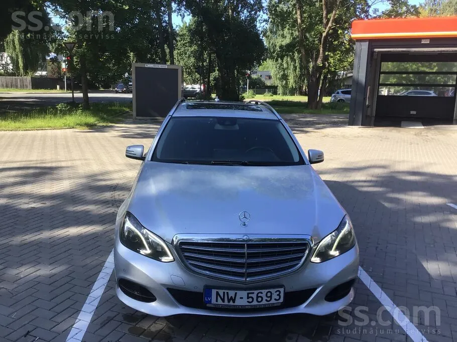 Mercedes-Benz E250