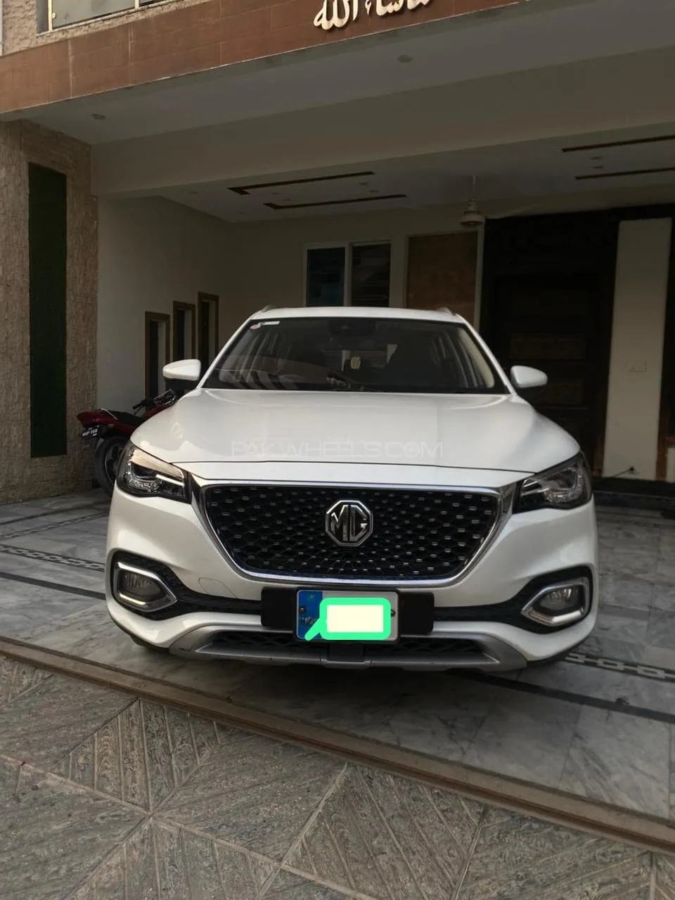 MG Hs