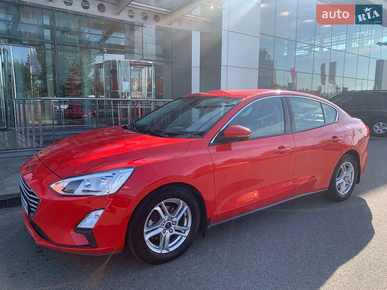 Ford Focus 2019 photo 2