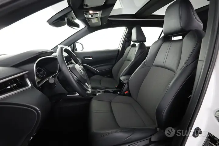Toyota Corolla Cross 2025 photo 2