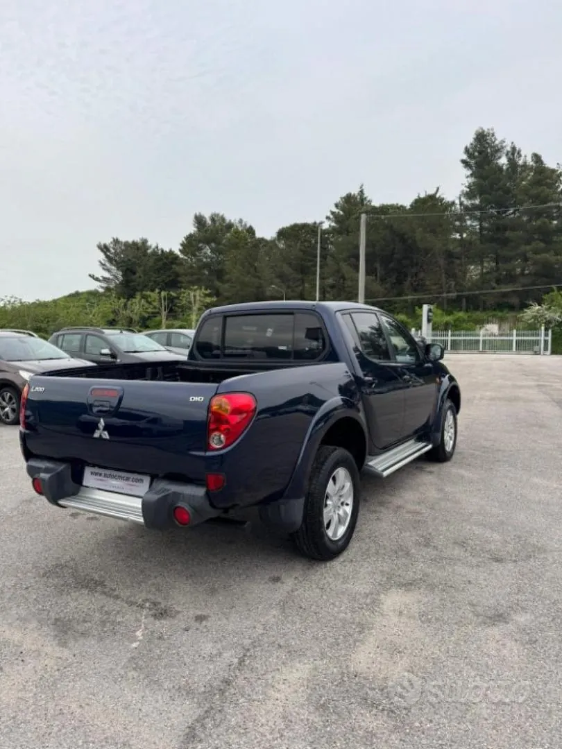 Mitsubishi L200 2008 photo 5