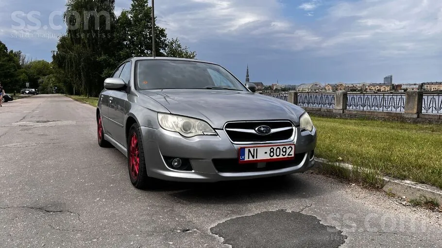 Subaru Legacy 2007 photo 2