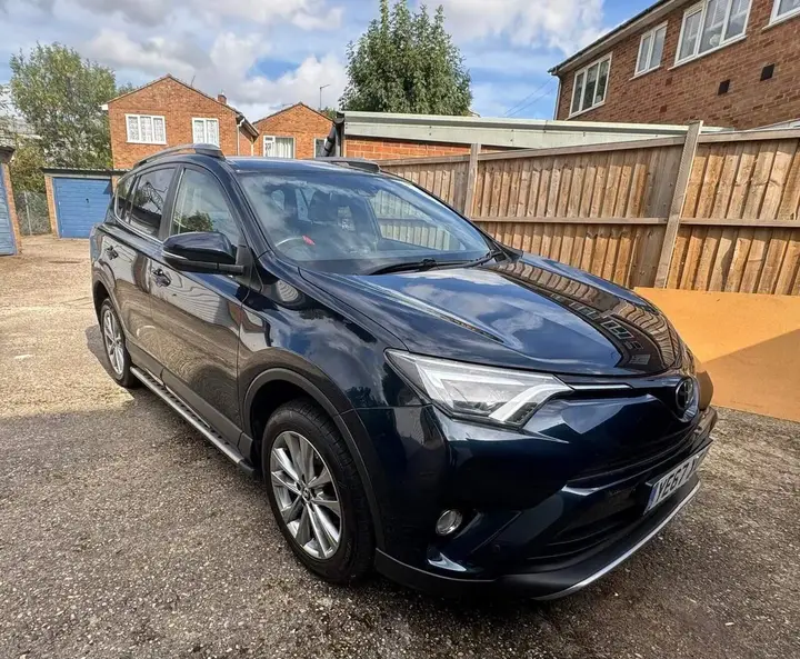 Toyota Rav4 2017 photo 3