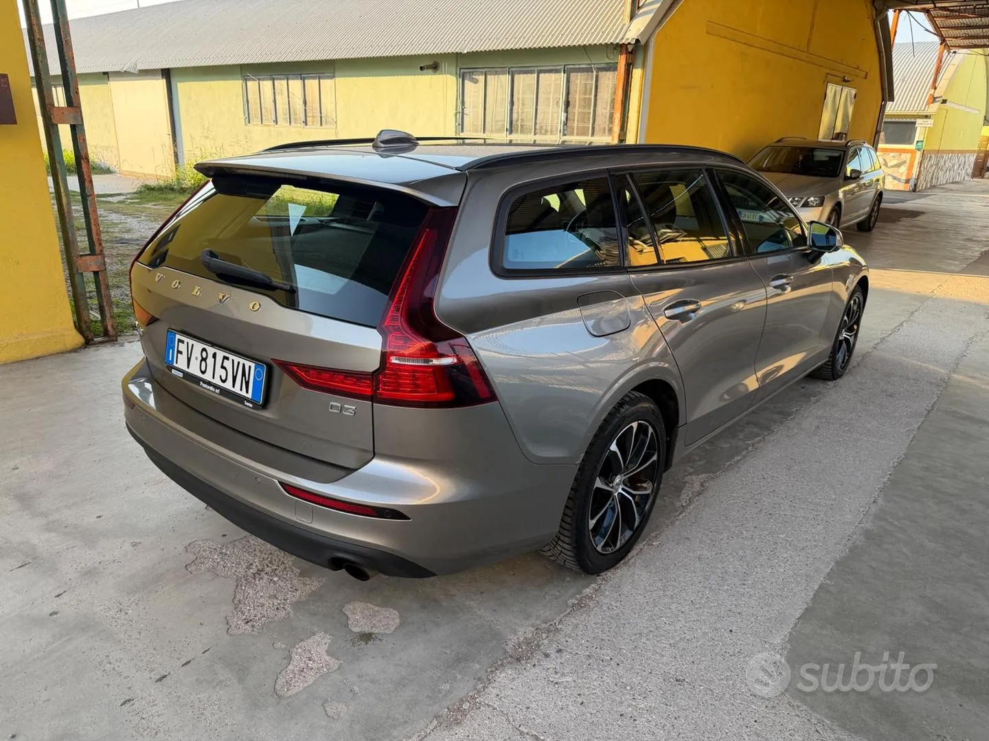 Volvo V60 2019 photo 4