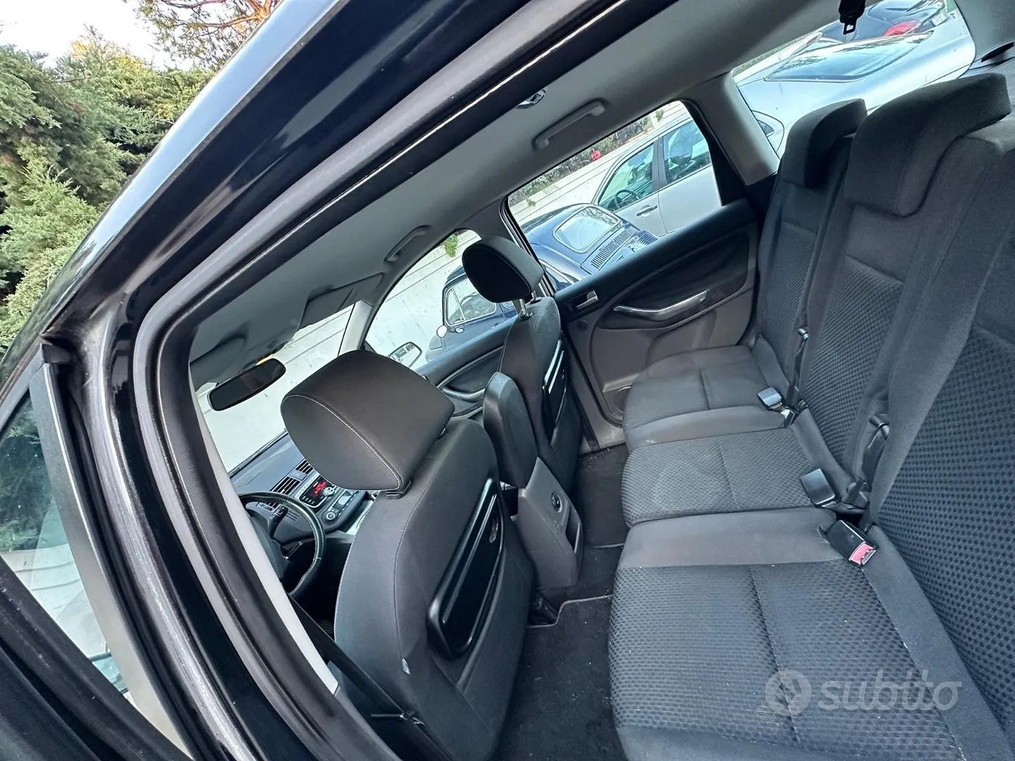 Ford C-Max 2008 photo 4
