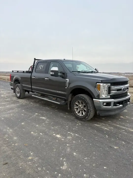 Ford F350 2019 photo 2