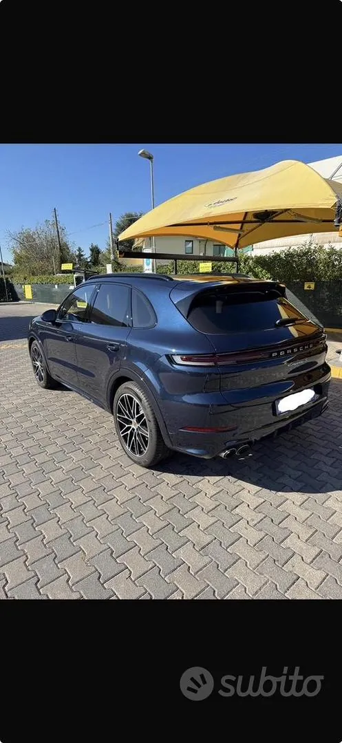 Porsche Cayenne 2024 photo 3