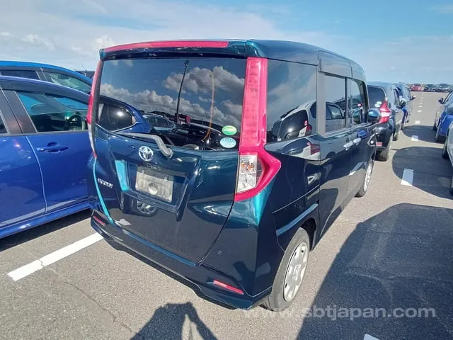 Toyota Roomy X 2018 photo 4