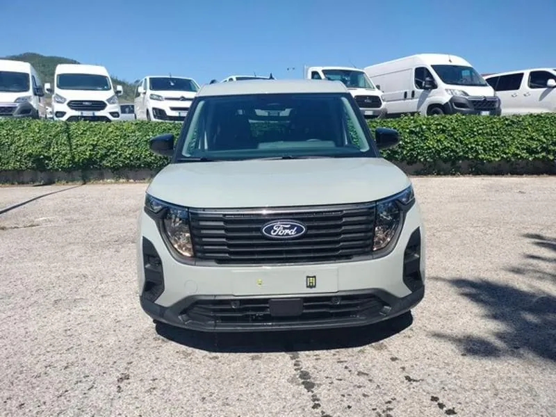 Ford Tourneo Courier 2025 photo 2