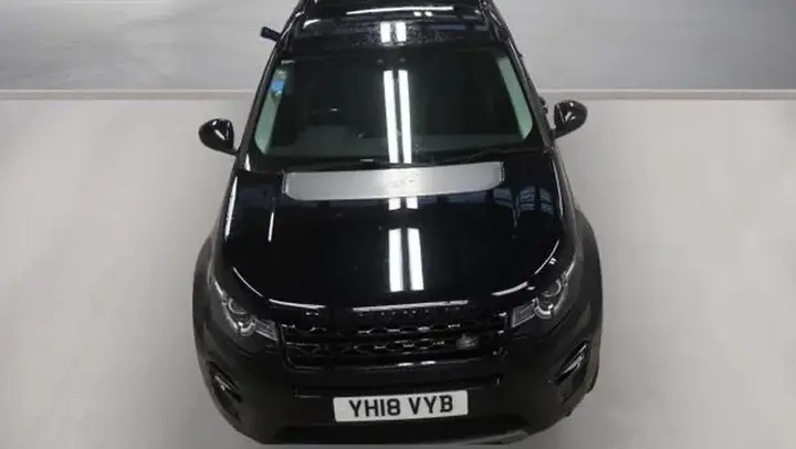 Land Rover Discovery Sport 2018 photo 2