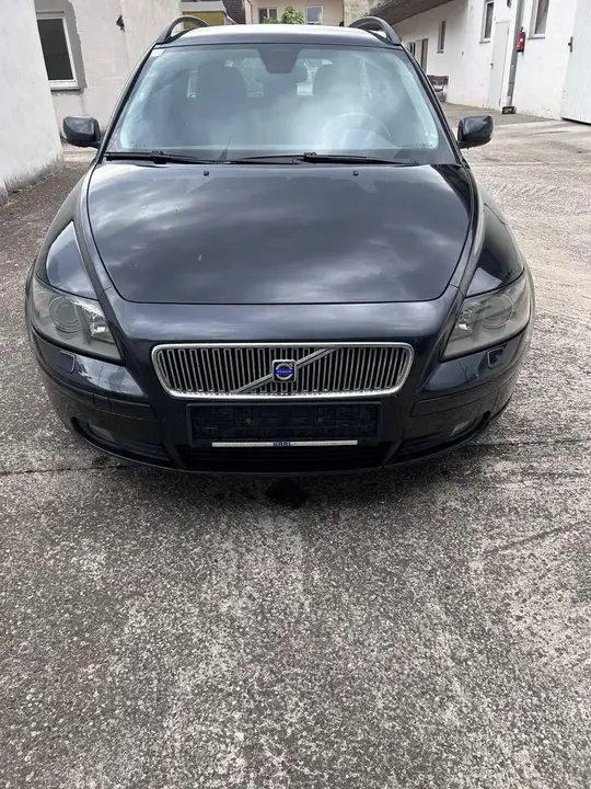 Volvo V50