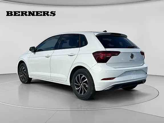 Volkswagen Polo 2027 photo 3