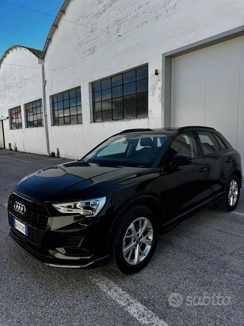 Audi Q3 2019 photo 2