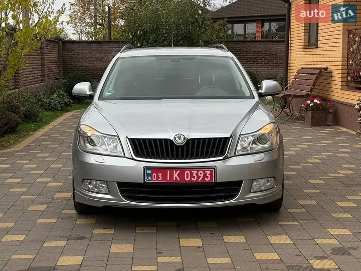 Skoda Octavia 2012 photo 5