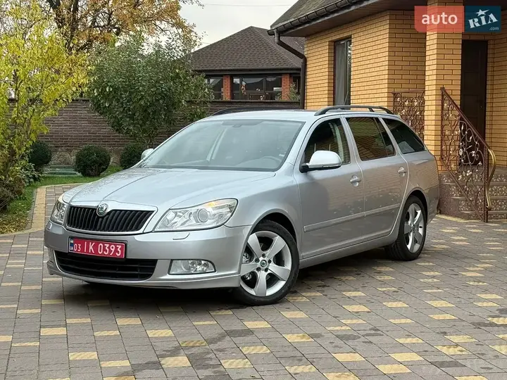 Skoda Octavia 2012 photo 3