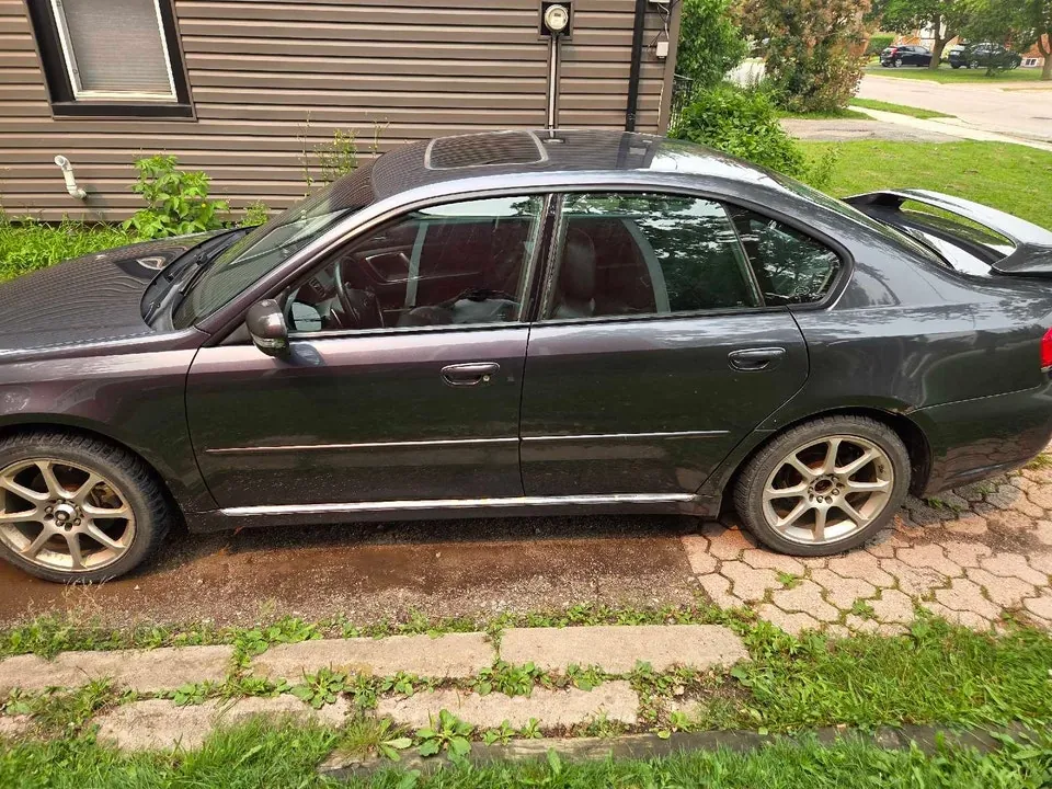 Subaru Legacy 2009 photo 4