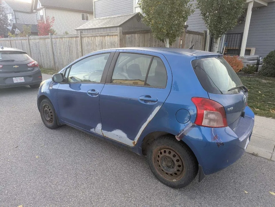 Toyota Yaris 2007 photo 2