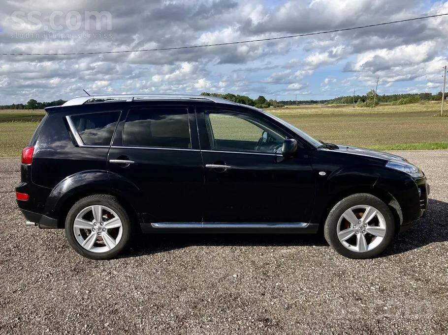 Peugeot 4007 2011 photo 2