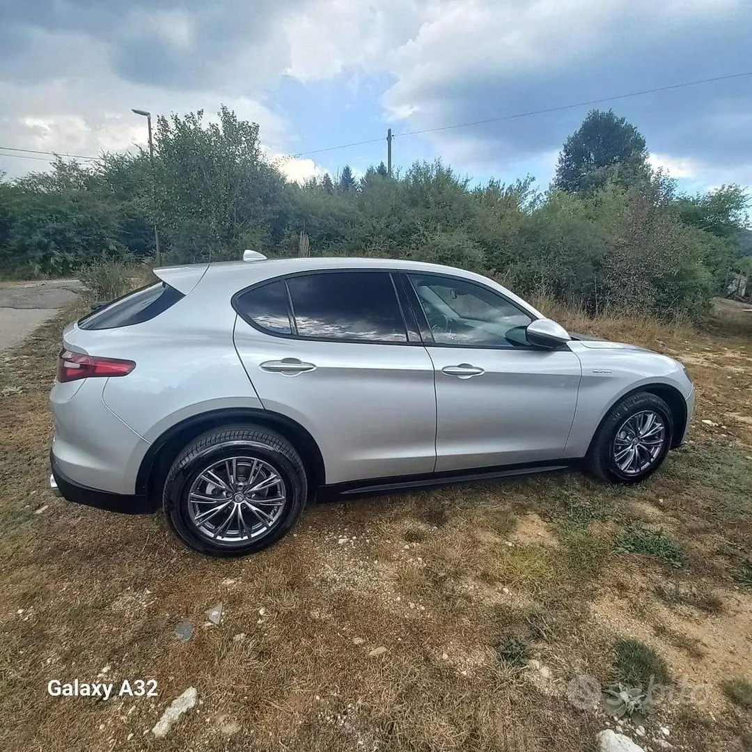 Alfa Romeo Stelvio 2018 photo 4