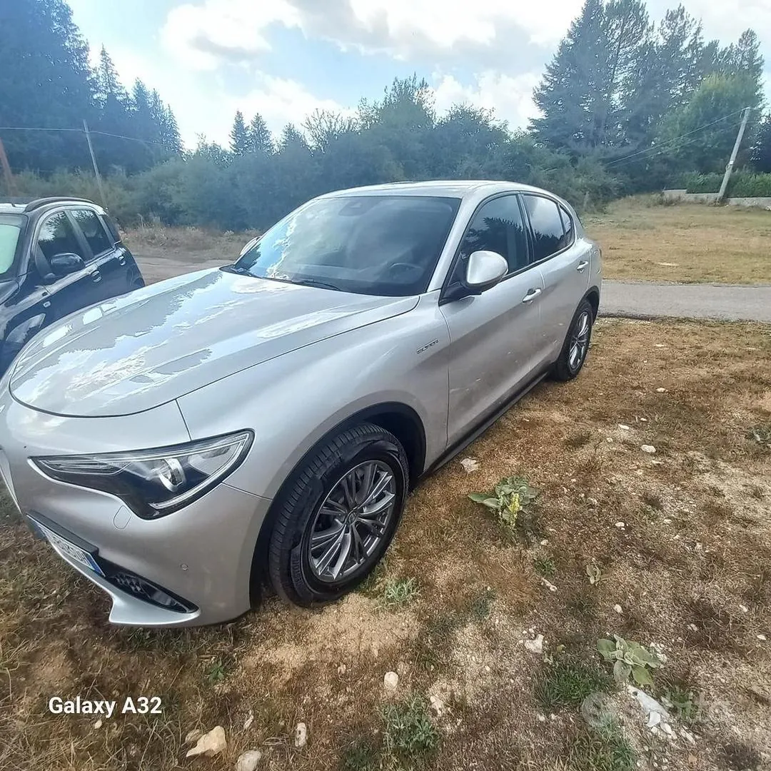 Alfa Romeo Stelvio 2018 photo 3