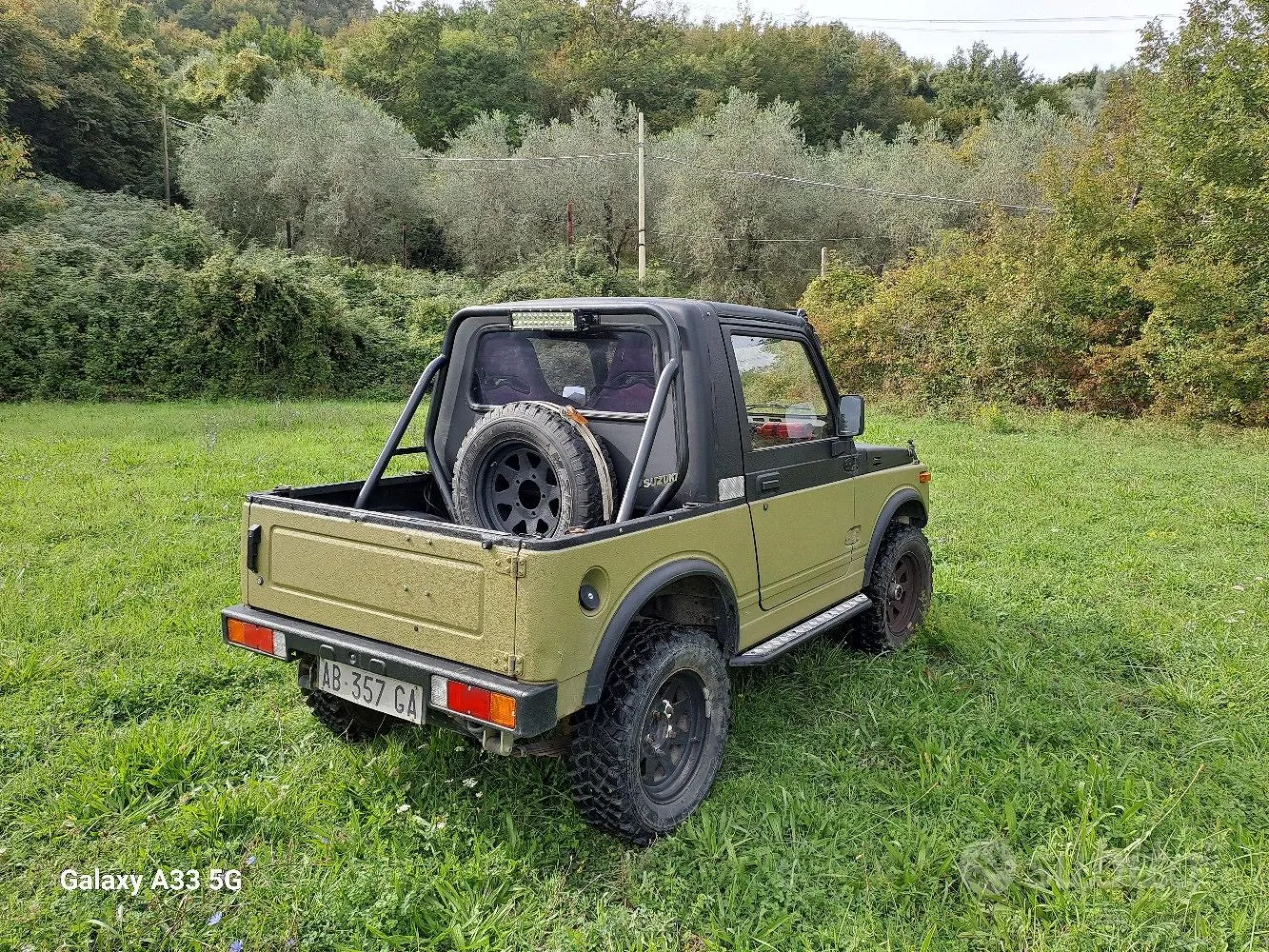 Suzuki Samurai 1988 photo 4