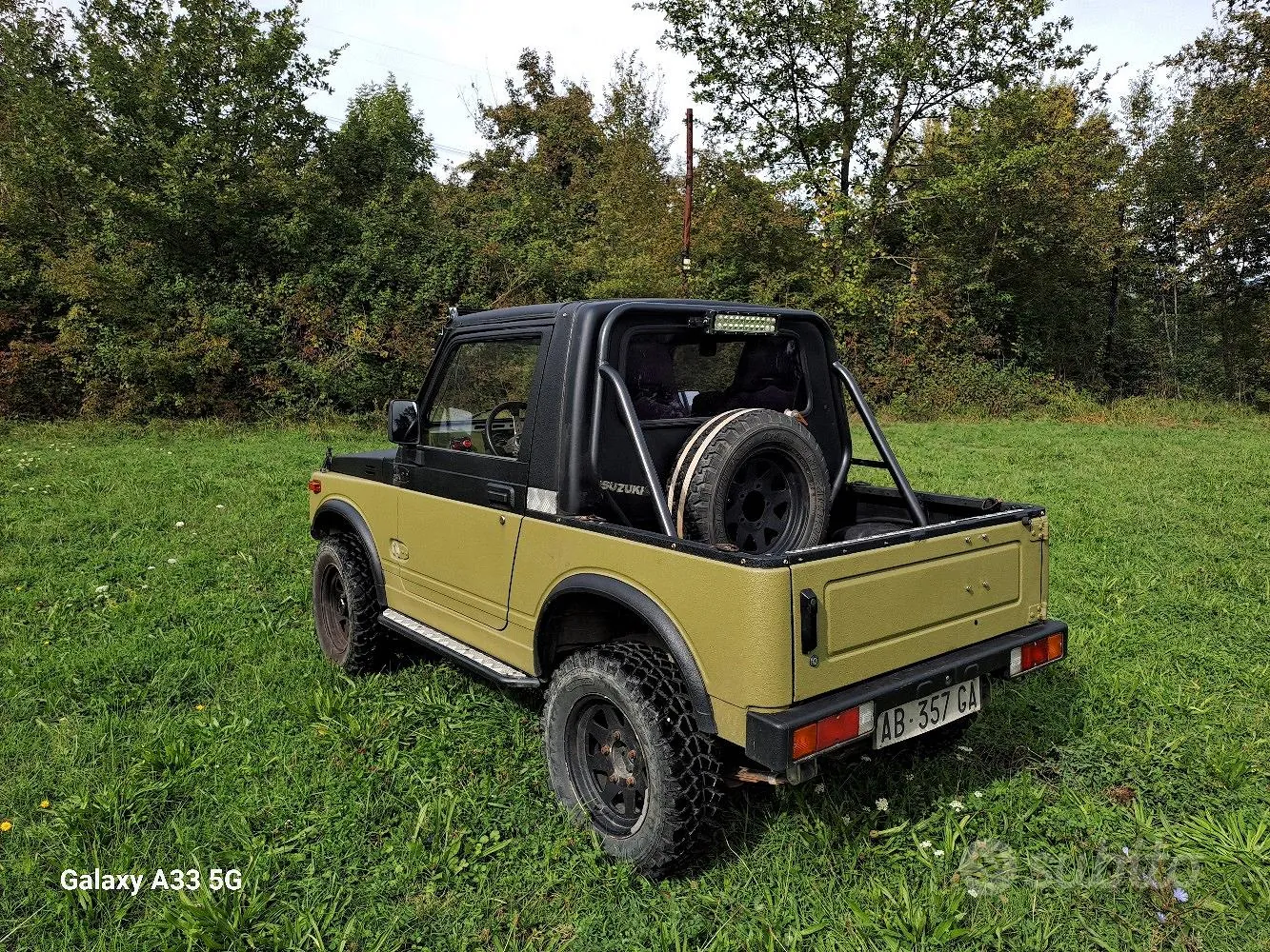 Suzuki Samurai 1988 photo 3