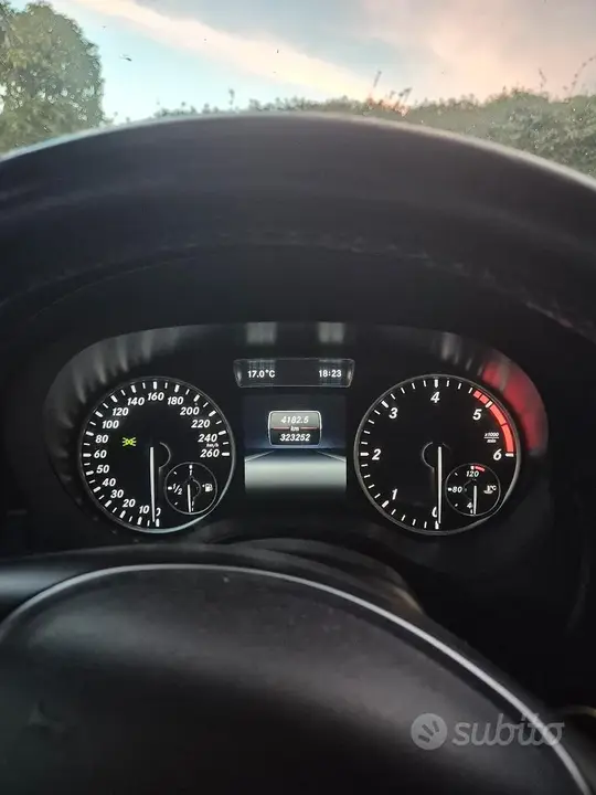 Mercedes-Benz A