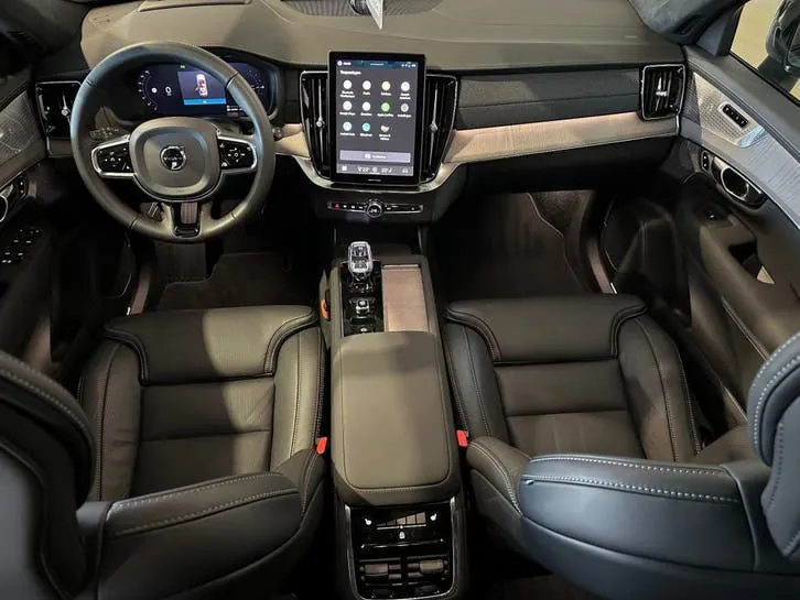 Volvo Xc90 2026 photo 2