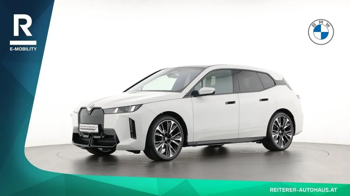 BMW Ix 2025 photo 3