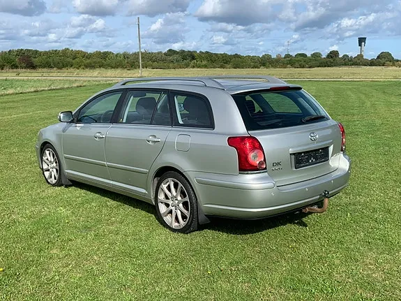 Toyota Avensis 2006 photo 4